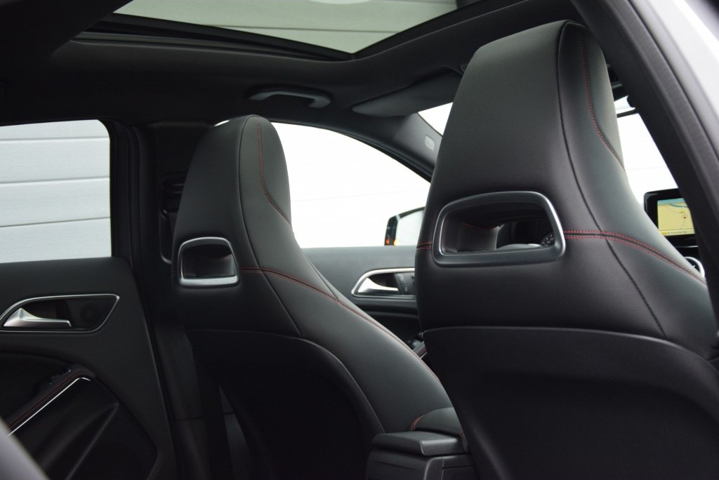 Mercedes-Benz A-Klasse 220 Cdi AMG Night Panorama Sound/Mem/Xenon Aut7 Foto 10