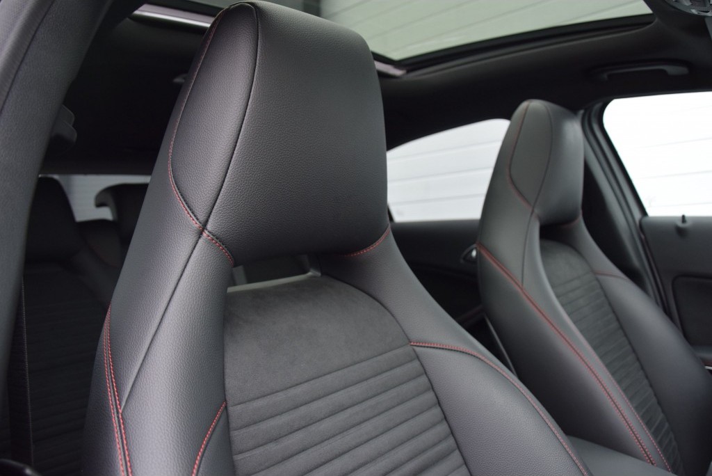 Mercedes-Benz A-Klasse 220 Cdi AMG Night Panorama Sound/Mem/Xenon Aut7 Foto 14