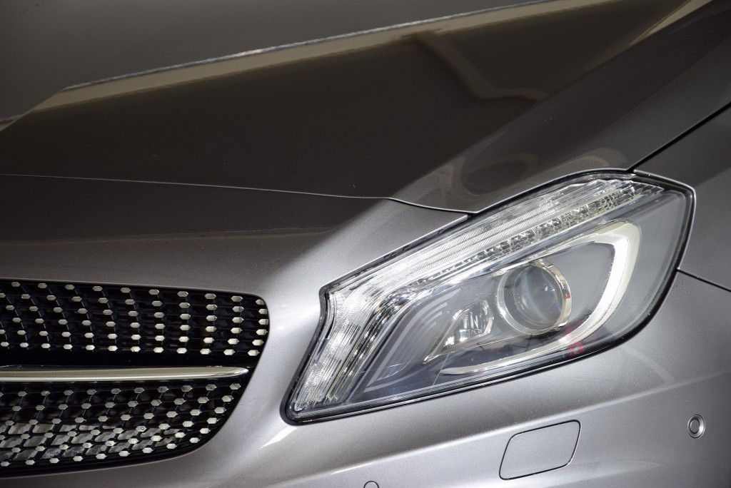 Mercedes-Benz A-Klasse 220 Cdi AMG Night Panorama Sound/Mem/Xenon Aut7 Foto 18