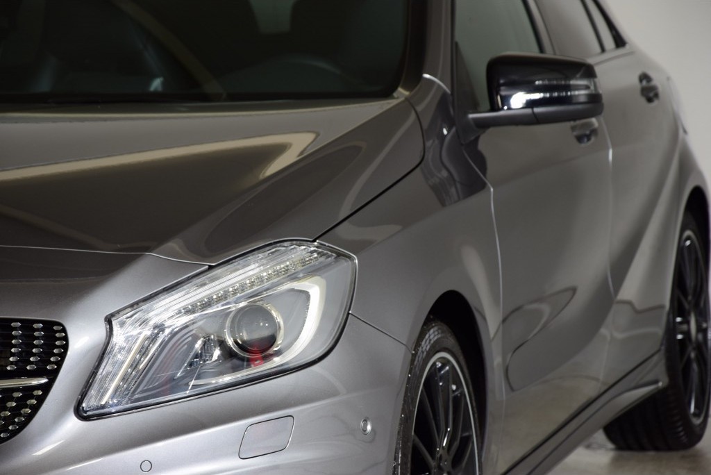 Mercedes-Benz A-Klasse 220 Cdi AMG Night Panorama Sound/Mem/Xenon Aut7 Foto 21