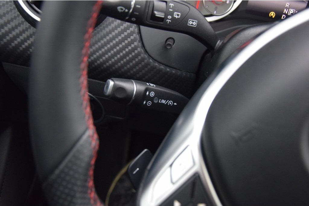 Mercedes-Benz A-Klasse 220 Cdi AMG Night Panorama Sound/Mem/Xenon Aut7 Foto 9