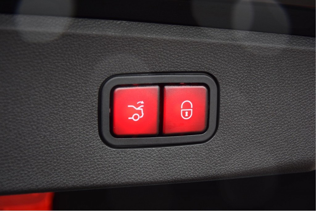 Mercedes-Benz E-Klasse 63 AMG S 4MATIC Panorama Distronic/Keyless/Sound/Mem Aut7 Foto 20