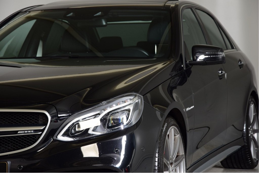 Mercedes-Benz E-Klasse 63 AMG S 4MATIC Panorama Distronic/Keyless/Sound/Mem Aut7 Foto 26