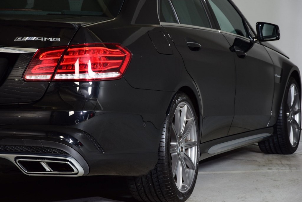 Mercedes-Benz E-Klasse 63 AMG S 4MATIC Panorama Distronic/Keyless/Sound/Mem Aut7 Foto 28
