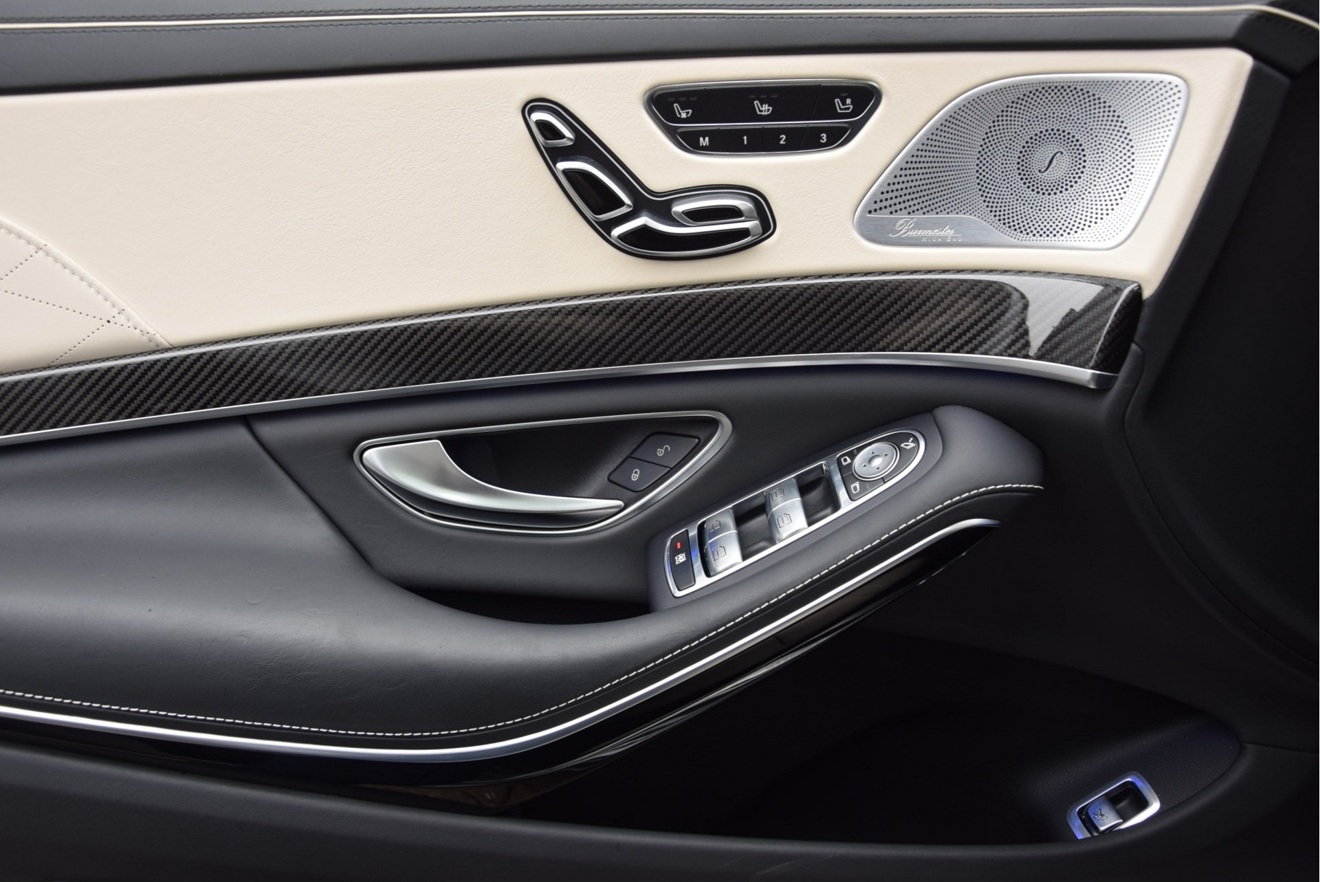 Mercedes-Benz S-Klasse 63 AMG L 4-M Designo Mat / Carbon / Entertainment / Burmester High-End / Drivers Pack Aut7 Foto 10