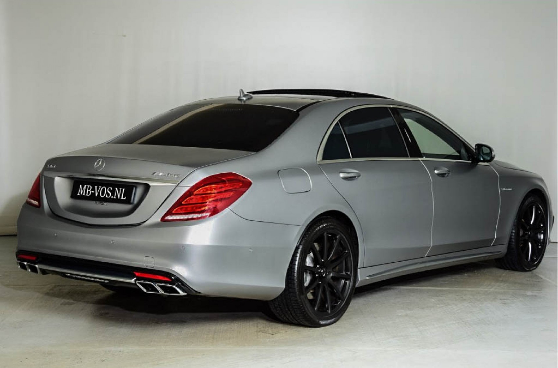 Mercedes-Benz S-Klasse 63 AMG L 4-M Designo Mat / Carbon / Entertainment / Burmester High-End / Drivers Pack Aut7 Foto 2