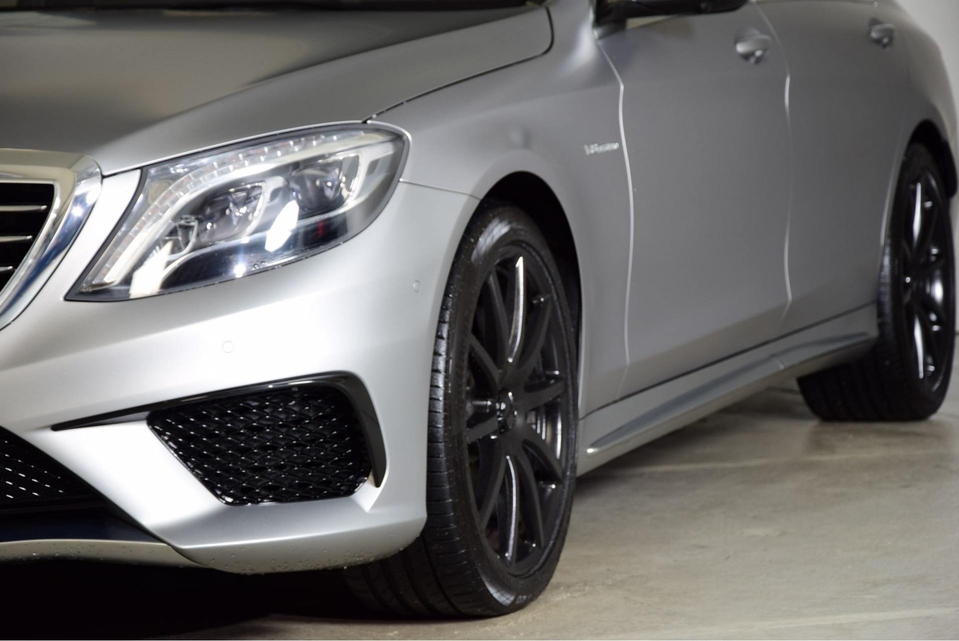 Mercedes-Benz S-Klasse 63 AMG L 4-M Designo Mat / Carbon / Entertainment / Burmester High-End / Drivers Pack Aut7 Foto 25