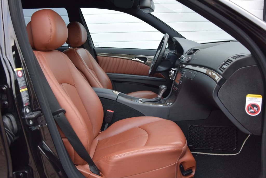Mercedes-Benz E-Klasse Combi 220 Cdi Avantgarde Sport Com/Cognac/Xenon Aut5 Foto 3