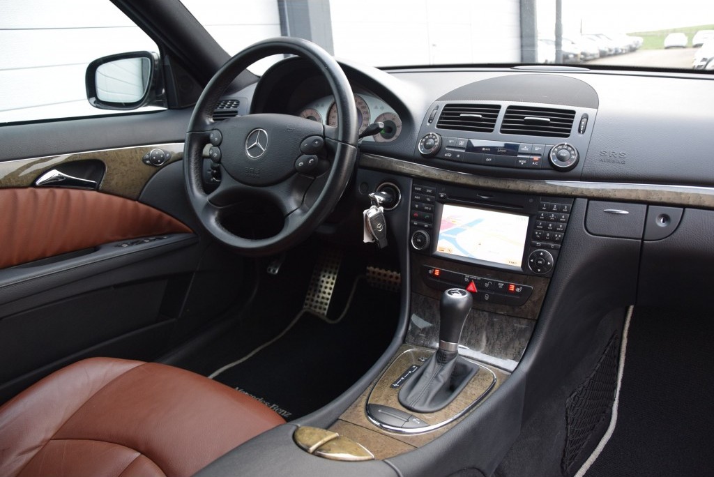 Mercedes-Benz E-Klasse Combi 220 Cdi Avantgarde Sport Com/Cognac/Xenon Aut5 Foto 5