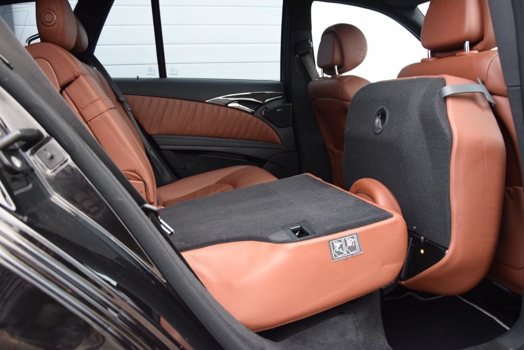 Mercedes-Benz E-Klasse Combi 220 Cdi Avantgarde Sport Com/Cognac/Xenon Aut5 Foto 9