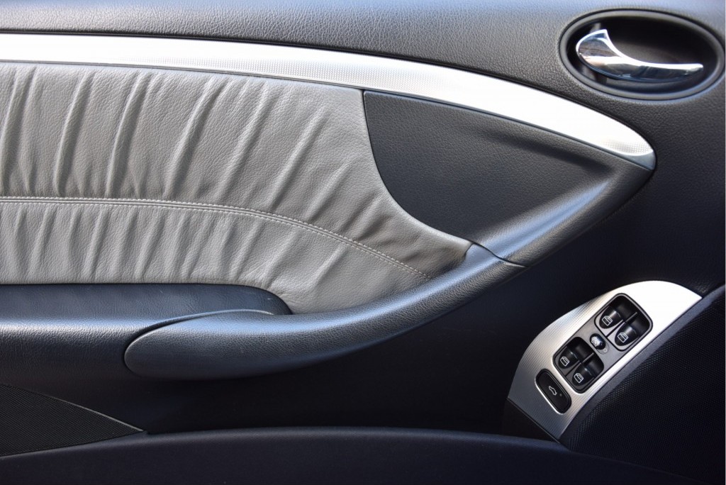 Mercedes-Benz CLK-Klasse Cabrio 280 Avantgarde Leer/Com Aut7 Foto 10