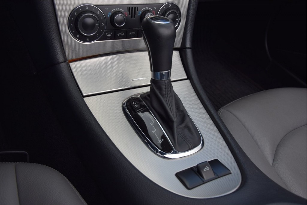 Mercedes-Benz CLK-Klasse Cabrio 280 Avantgarde Leer/Com Aut7 Foto 11