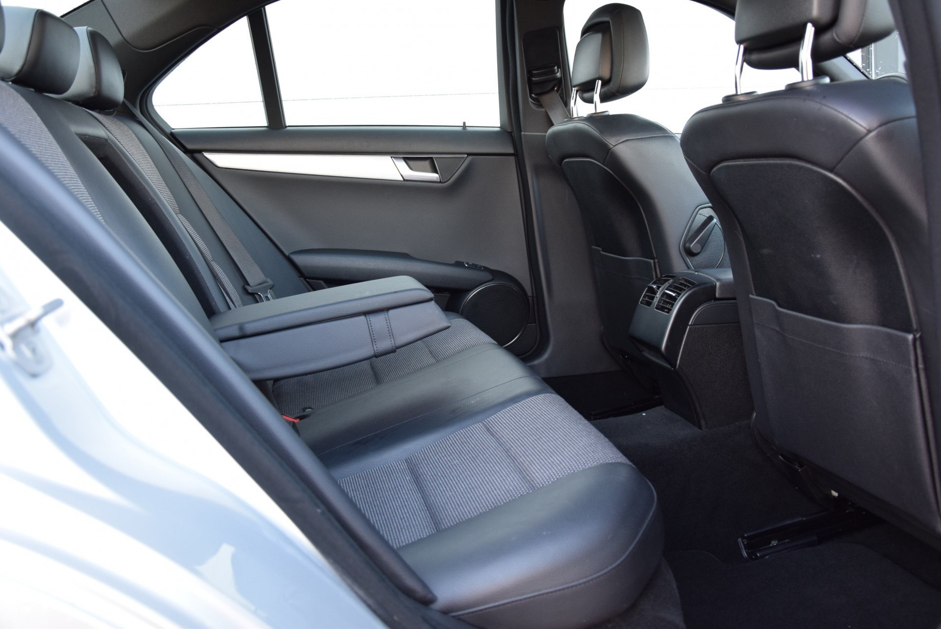 Mercedes-Benz C-Klasse 180 Cdi Avantgarde Navi/Pts Aut7 Incl. BTW/BPM Foto 4