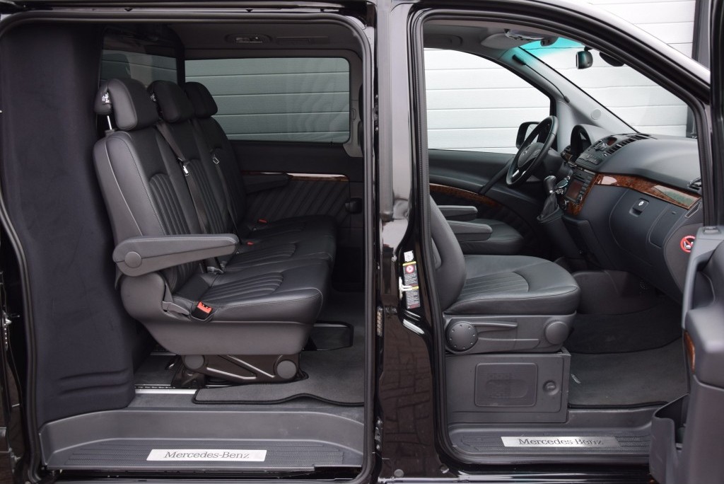 Mercedes-Benz Viano 3.0 CDI AVANTGARDE DC LANG Ambiente Leer/Com/2xDak/Xenon/2xschuifdeur Aut7 Foto 11