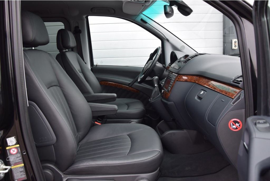 Mercedes-Benz Viano 3.0 CDI AVANTGARDE DC LANG Ambiente Leer/Com/2xDak/Xenon/2xschuifdeur Aut7 Foto 3