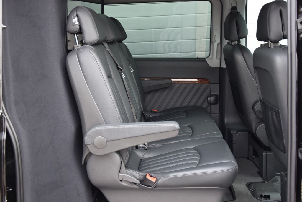 Mercedes-Benz Viano 3.0 CDI AVANTGARDE DC LANG Ambiente Leer/Com/2xDak/Xenon/2xschuifdeur Aut7 Foto 4