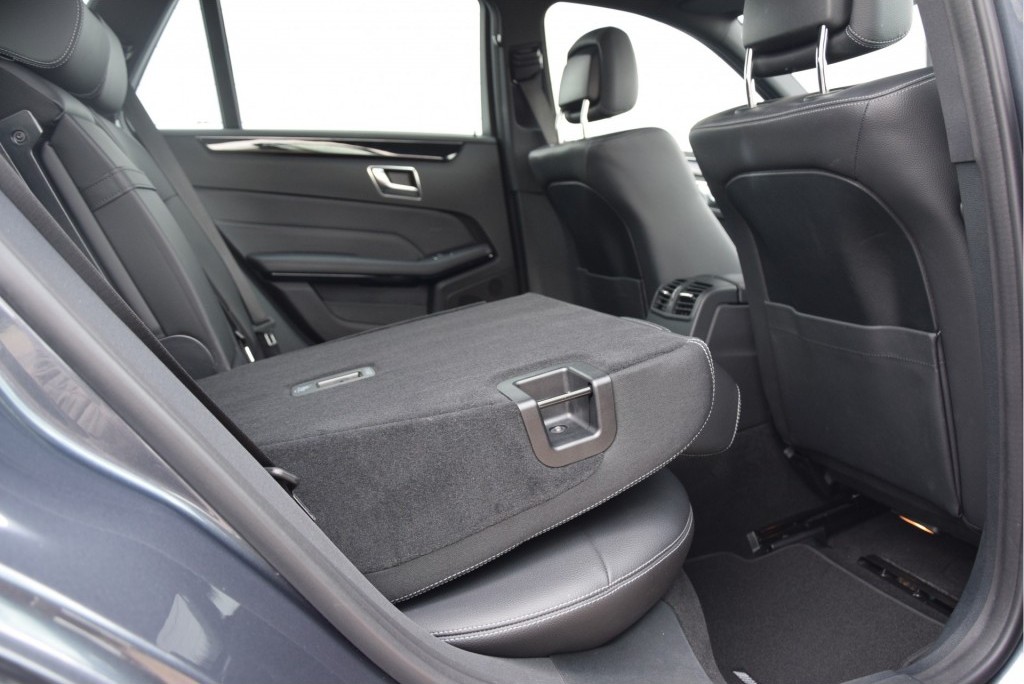 Mercedes-Benz E-Klasse Estate 2.2 200 Bluetec T Avantgarde ILS/Garmin Navi Aut7 Foto 10
