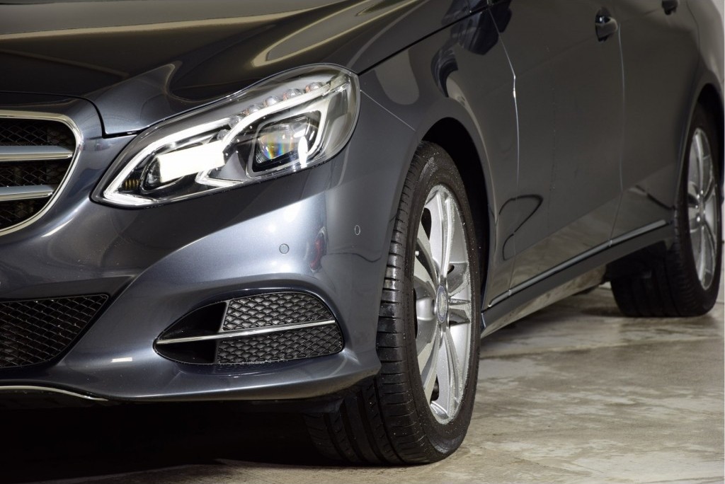 Mercedes-Benz E-Klasse Estate 2.2 200 Bluetec T Avantgarde ILS/Garmin Navi Aut7 Foto 13