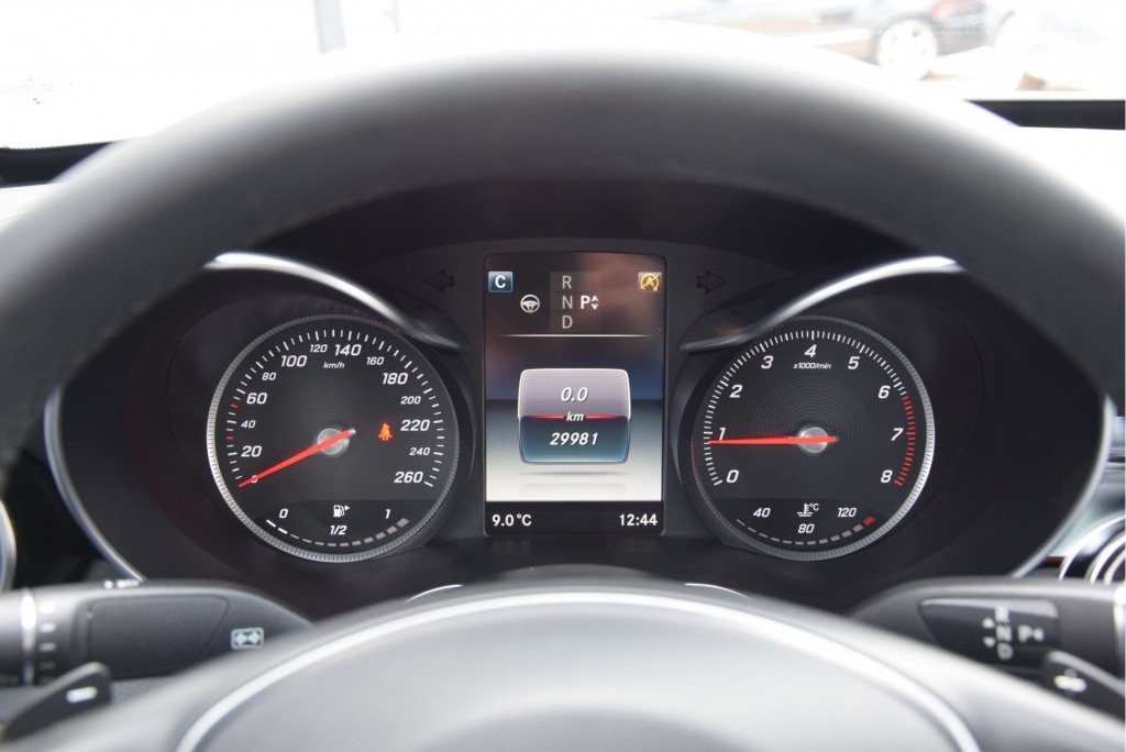 Mercedes-Benz C-Klasse 250 AMG Panorama/Distronic/HUD/Standkachel/Com/Burmeister/Trekhaak/Mem/360/DAB Aut7 Foto 13