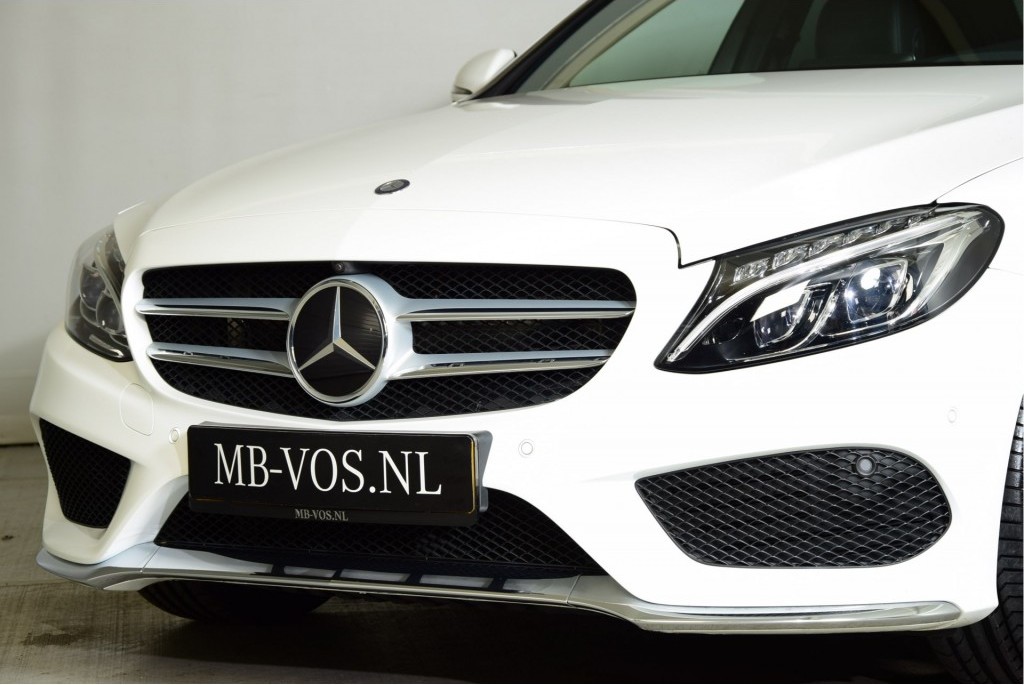 Mercedes-Benz C-Klasse 250 AMG Panorama/Distronic/HUD/Standkachel/Com/Burmeister/Trekhaak/Mem/360/DAB Aut7 Foto 2