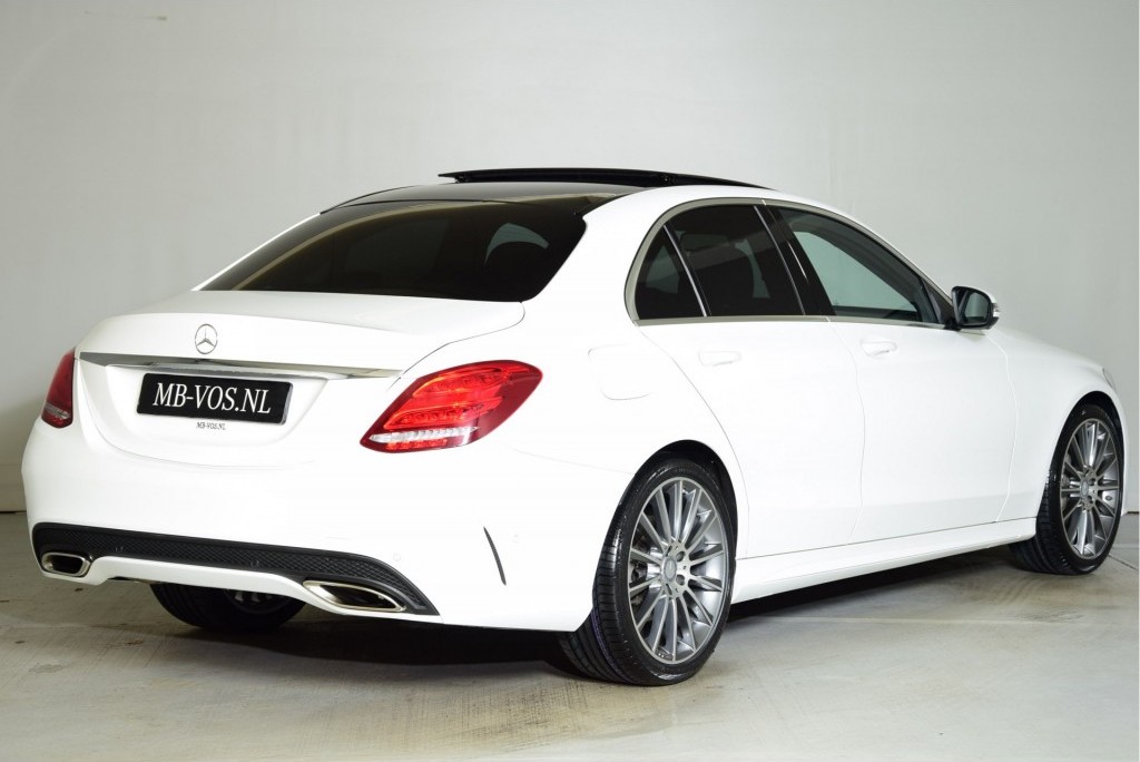 Mercedes-Benz C-Klasse 250 AMG Panorama/Distronic/HUD/Standkachel/Com/Burmeister/Trekhaak/Mem/360/DAB Aut7 Foto 5