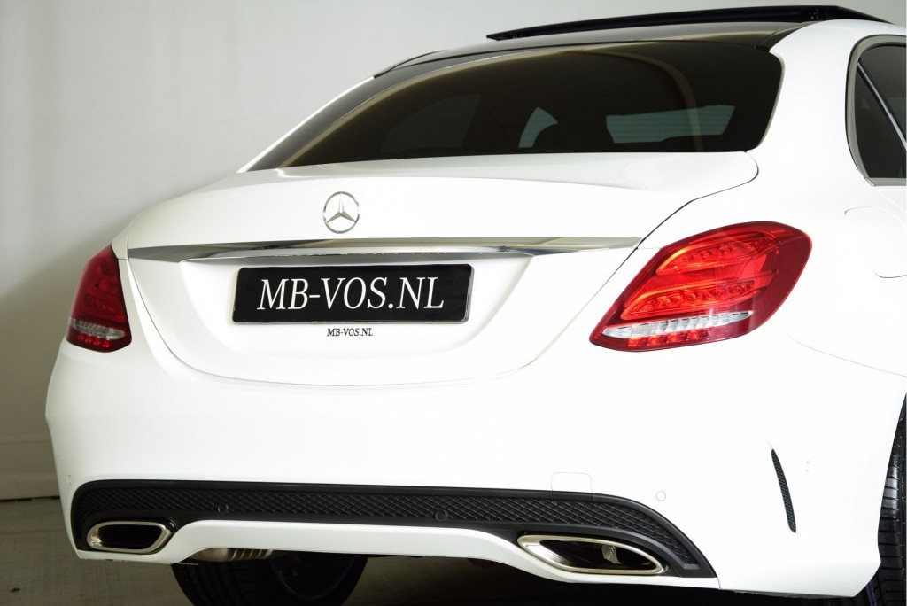 Mercedes-Benz C-Klasse 250 AMG Panorama/Distronic/HUD/Standkachel/Com/Burmeister/Trekhaak/Mem/360/DAB Aut7 Foto 6