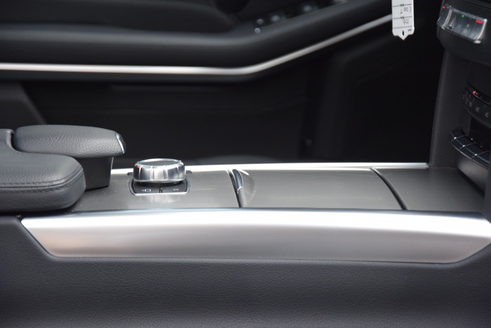 Mercedes-Benz E-Klasse 200 T Avantgarde Navi/ILS/Schuifdak Aut7 Foto 11