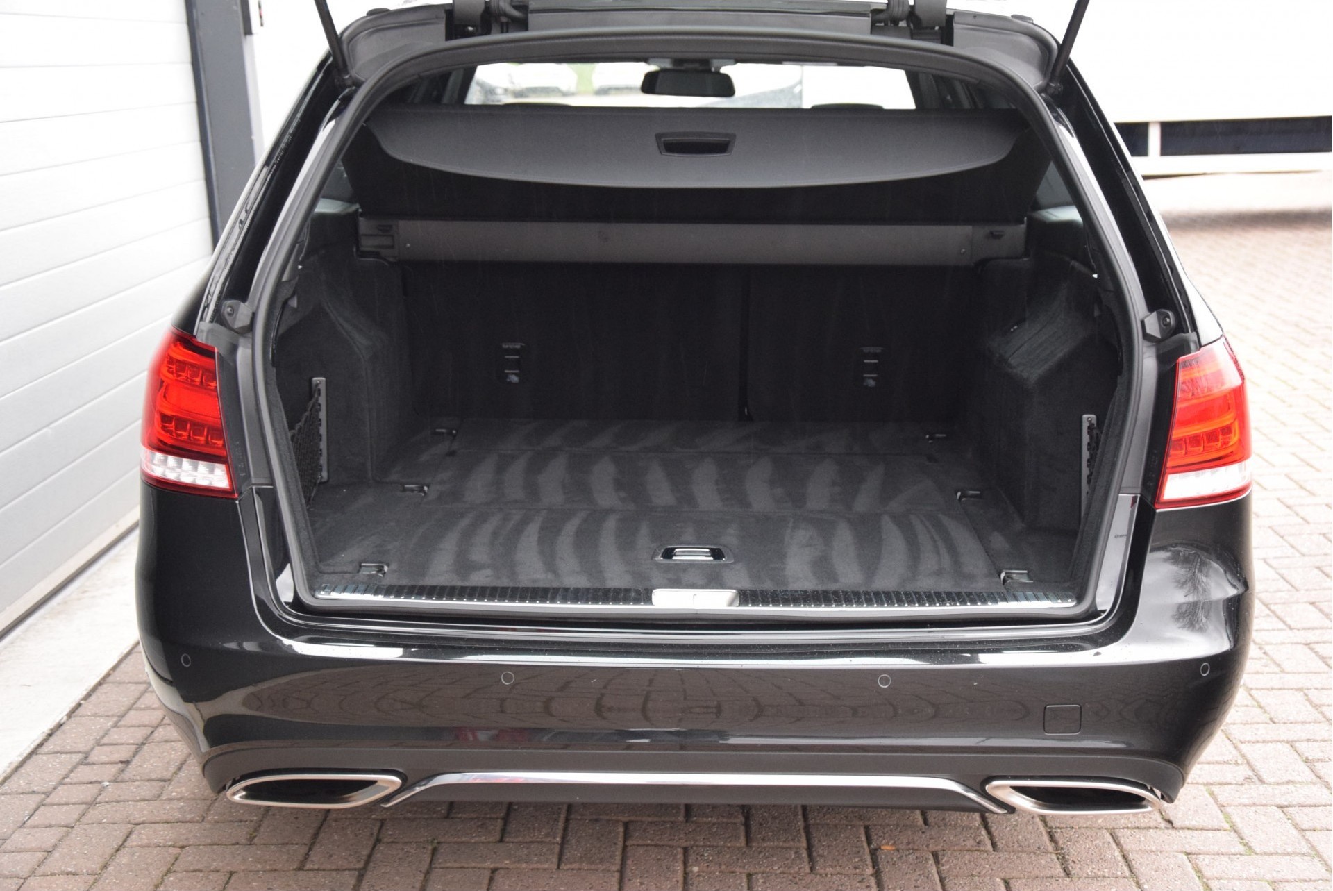 Mercedes-Benz E-Klasse 200 T Avantgarde Navi/ILS/Schuifdak Aut7 Foto 15