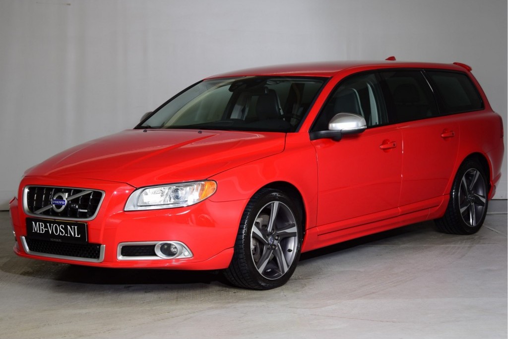 Volvo V70 2.4 D5 R-DESIGN BLIS/Nav/Keyless/ACC Aut6 Foto 1