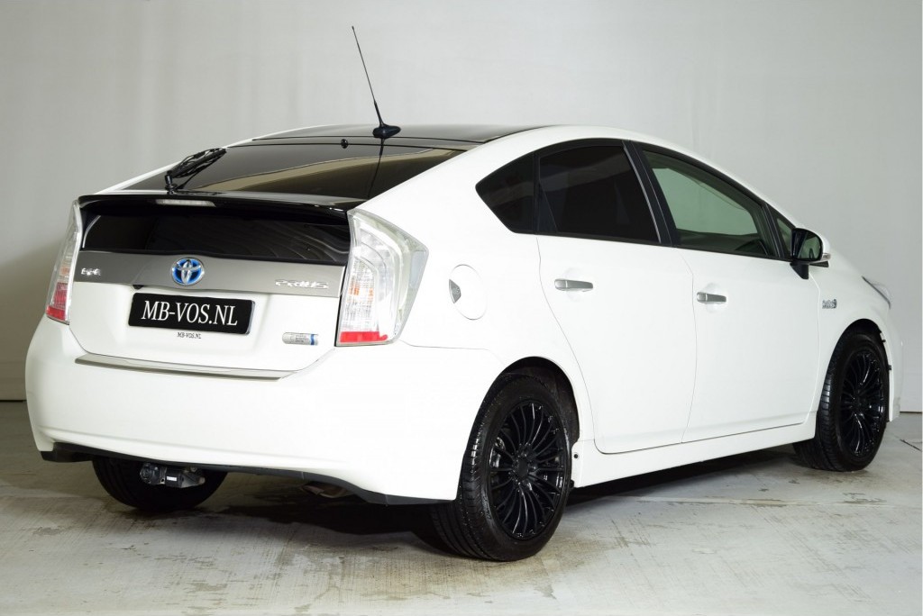 Toyota Prius 1.8 PLUG-IN 0% bijtelling Executive Business Nav/Trekhaak Aut Foto 2
