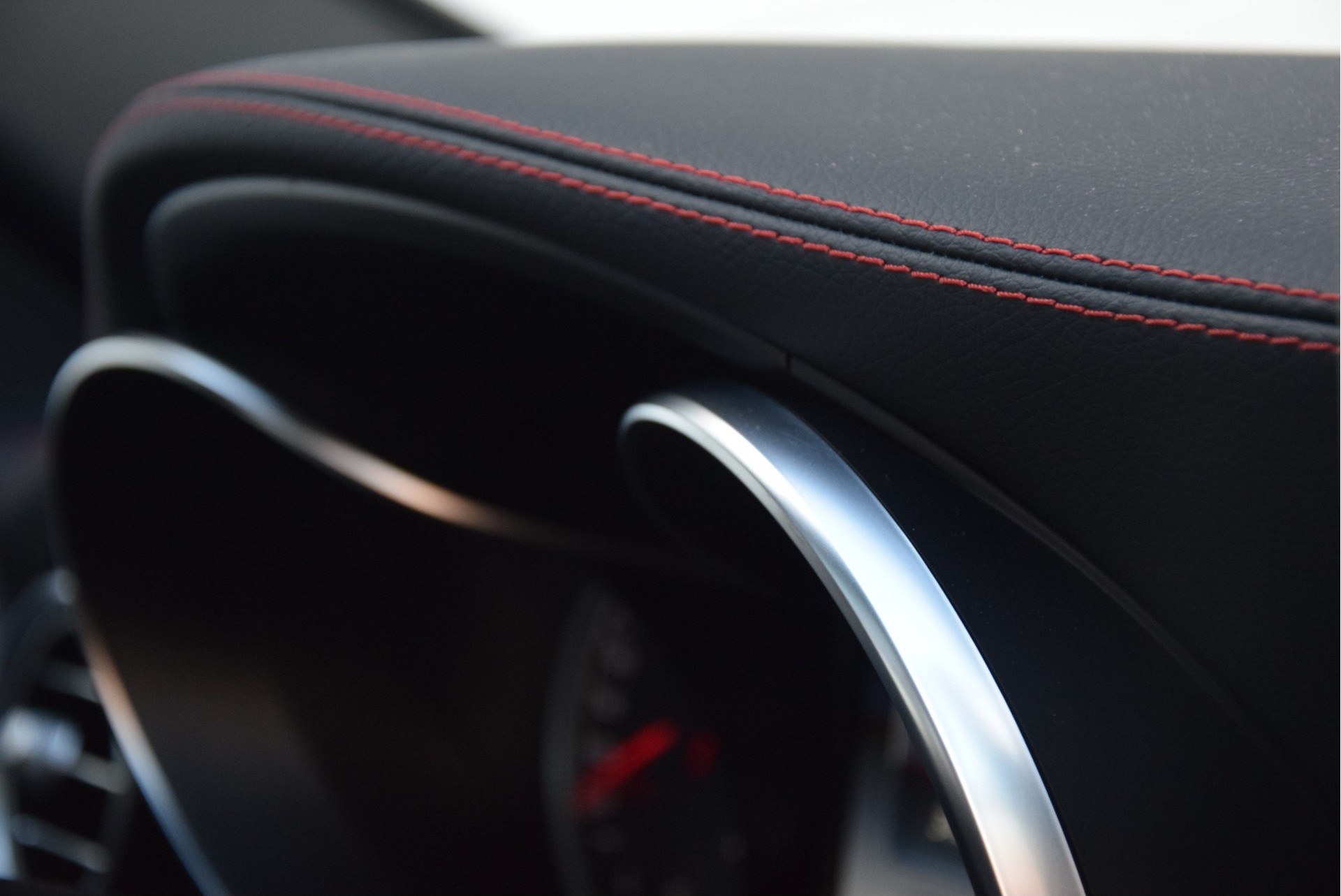 Mercedes-Benz C-Klasse 43 AMG 4-M Performance/Panorama/Keyless/Distronic/HUD/Burmeister Aut7 Foto 16