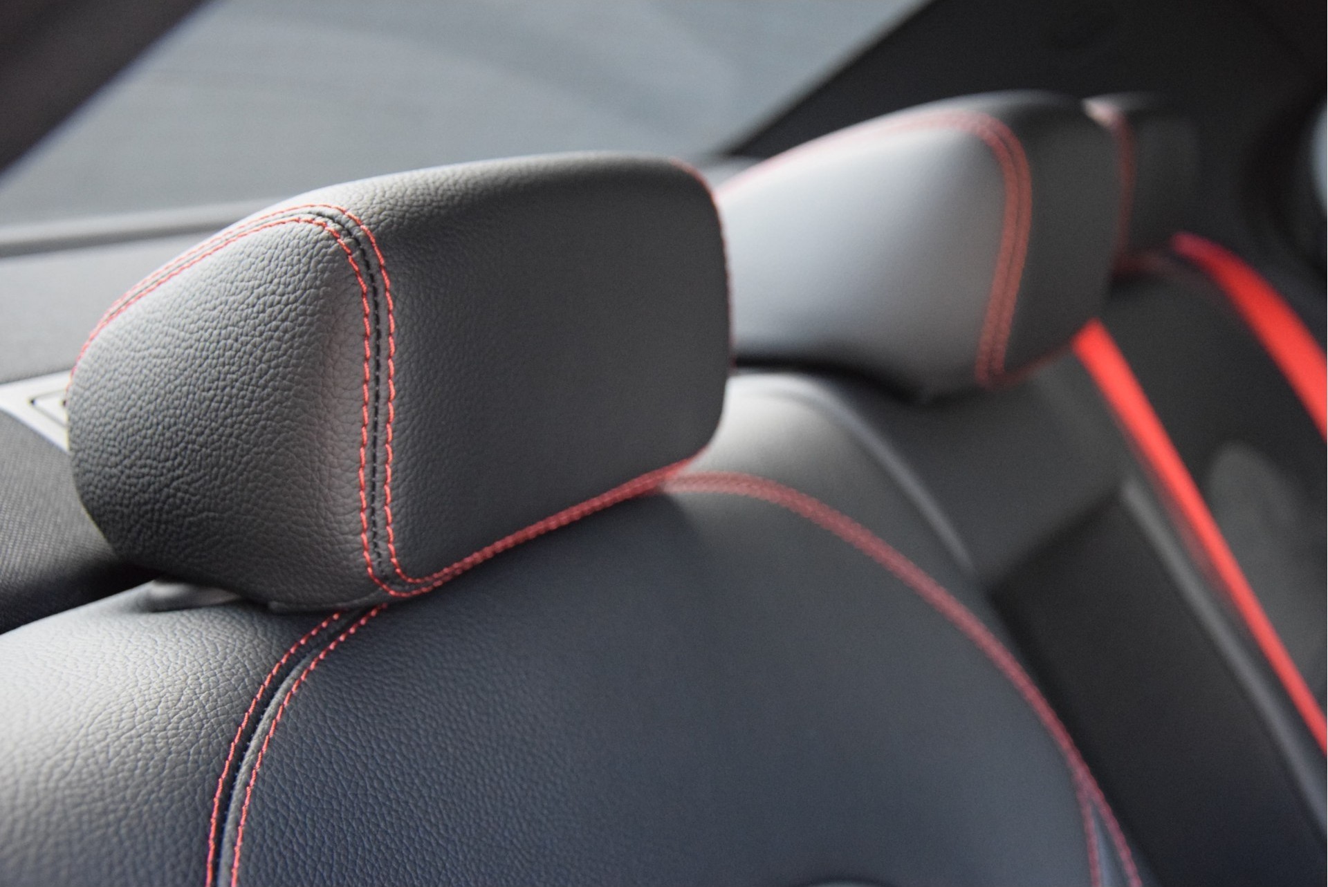 Mercedes-Benz C-Klasse 43 AMG 4-M Performance/Panorama/Keyless/Distronic/HUD/Burmeister Aut7 Foto 20