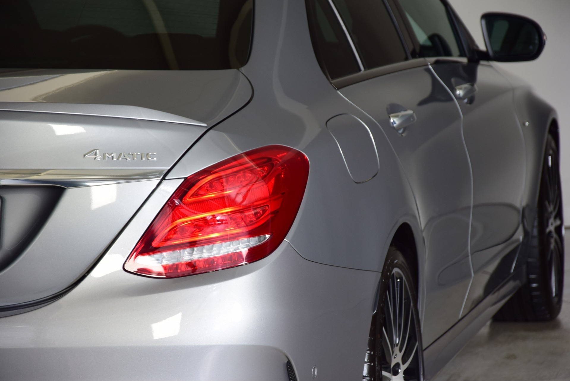 Mercedes-Benz C-Klasse 43 AMG 4-M Performance/Panorama/Keyless/Distronic/HUD/Burmeister Aut7 Foto 32