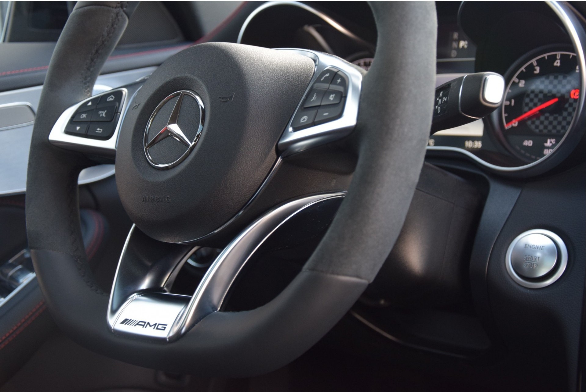 Mercedes-Benz C-Klasse 43 AMG 4-M Performance/Panorama/Keyless/Distronic/HUD/Burmeister Aut7 Foto 4