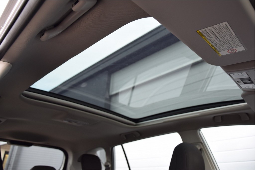 Toyota Verso 1.8 VVT-I Business Panorama/Navi/Trekhaak Aut Foto 9