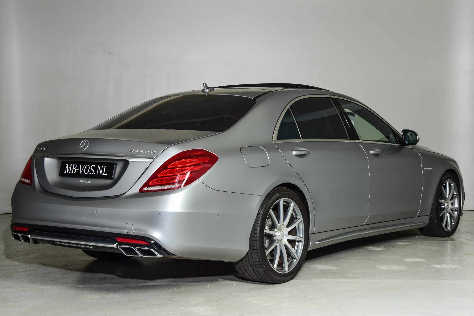 Mercedes-Benz S-Klasse 63 AMG L 4-M Designo Mat / Carbon / Entertainment / Burmester High-End / Drivers Pack Aut7 Foto 2