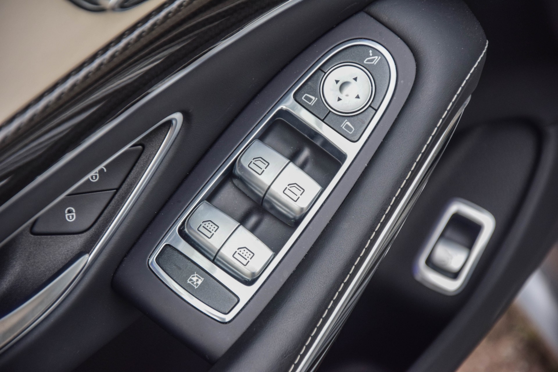 Mercedes-Benz S-Klasse 63 AMG L 4-M Designo Mat / Carbon / Entertainment / Burmester High-End / Drivers Pack Aut7 Foto 22