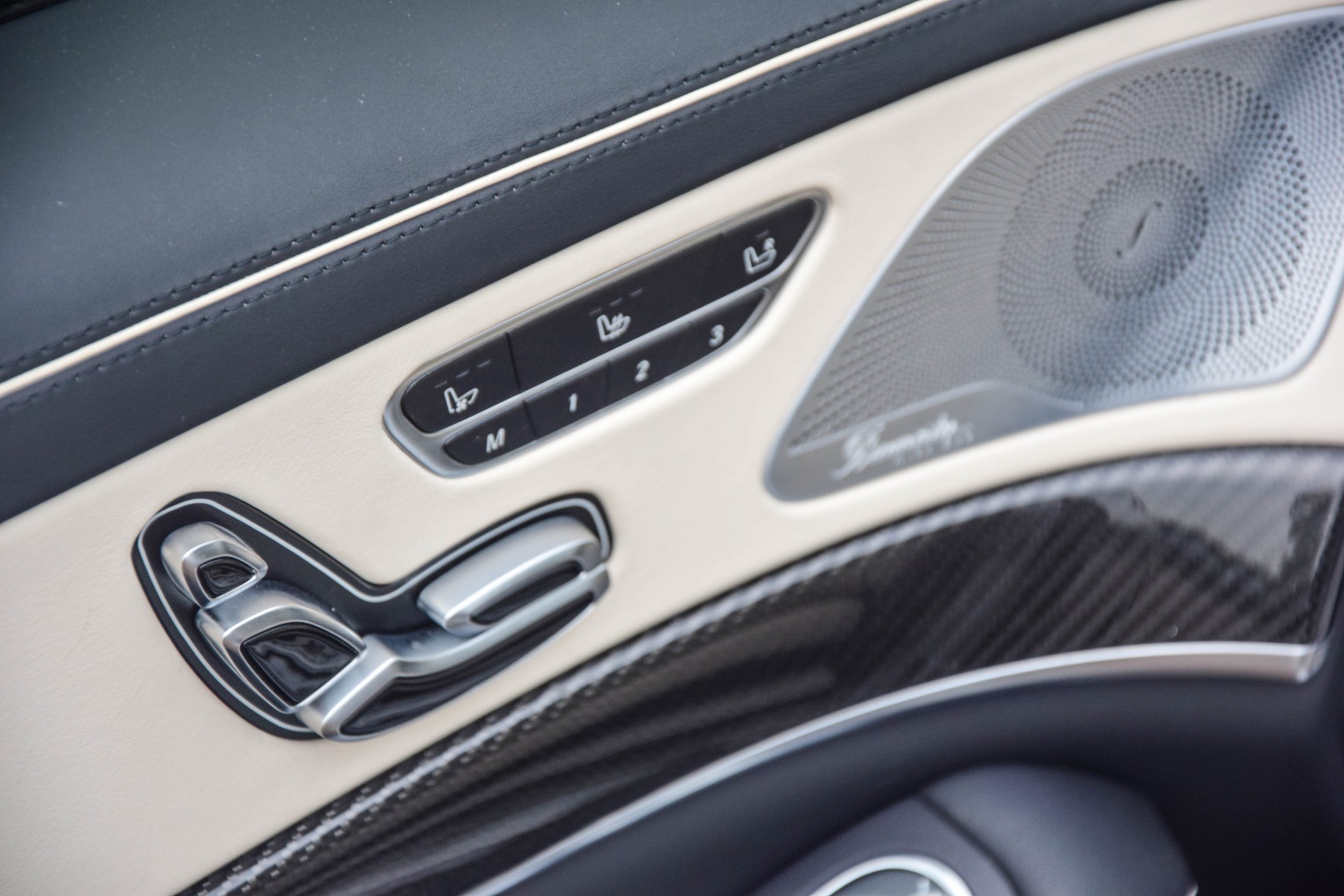 Mercedes-Benz S-Klasse 63 AMG L 4-M Designo Mat / Carbon / Entertainment / Burmester High-End / Drivers Pack Aut7 Foto 28