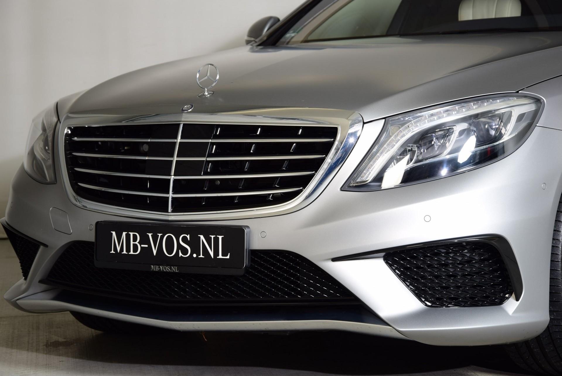 Mercedes-Benz S-Klasse 63 AMG L 4-M Designo Mat / Carbon / Entertainment / Burmester High-End / Drivers Pack Aut7 Foto 34