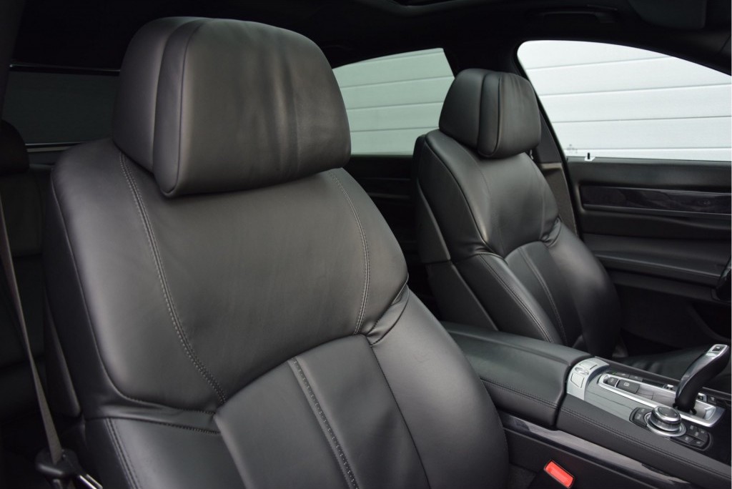 BMW 7 Serie 740I High Executive/Shadow Line/HUD/Schuifdak Aut6 Foto 10