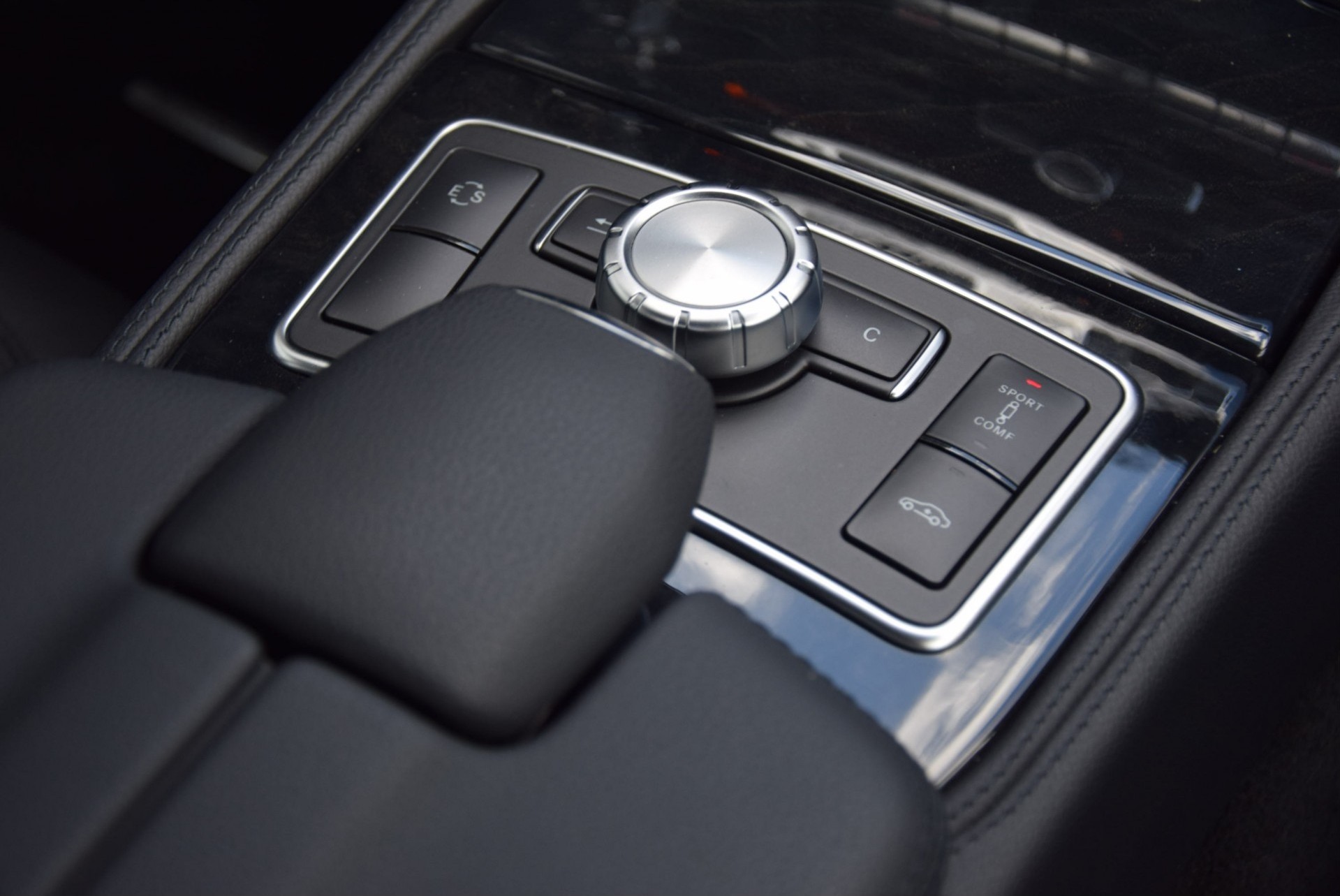 Mercedes-Benz CLS-Klasse 350 Cdi 4-Matic Com/Luchtvering/ILS Aut7 Foto 10