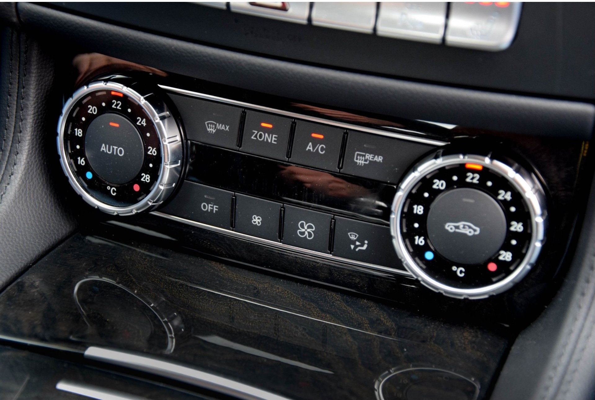 Mercedes-Benz CLS-Klasse 350 Cdi 4-Matic Com/Luchtvering/ILS Aut7 Foto 11