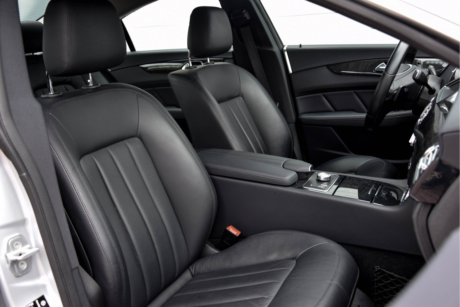 Mercedes-Benz CLS-Klasse 350 Cdi 4-Matic Com/Luchtvering/ILS Aut7 Foto 3