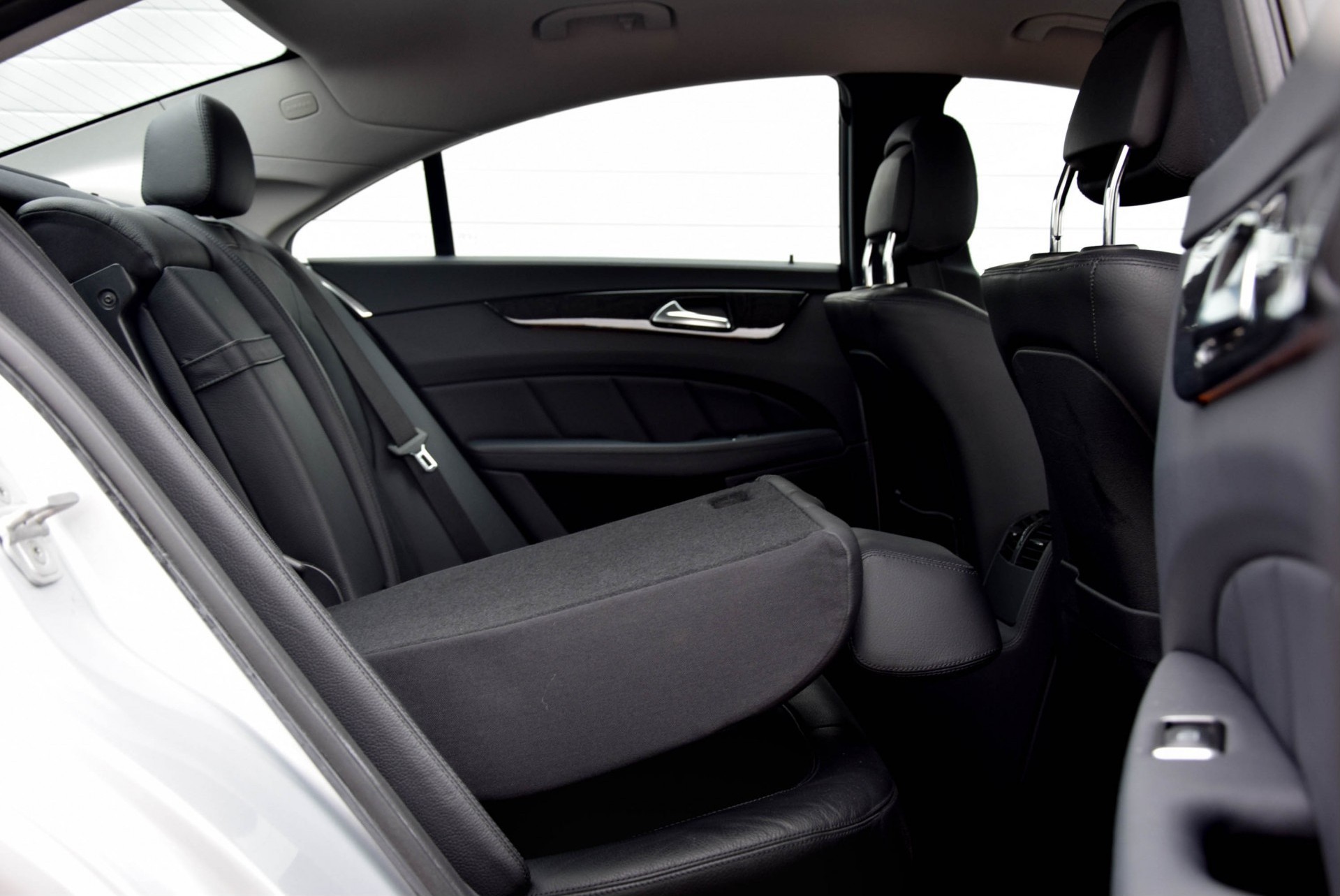 Mercedes-Benz CLS-Klasse 350 Cdi 4-Matic Com/Luchtvering/ILS Aut7 Foto 5