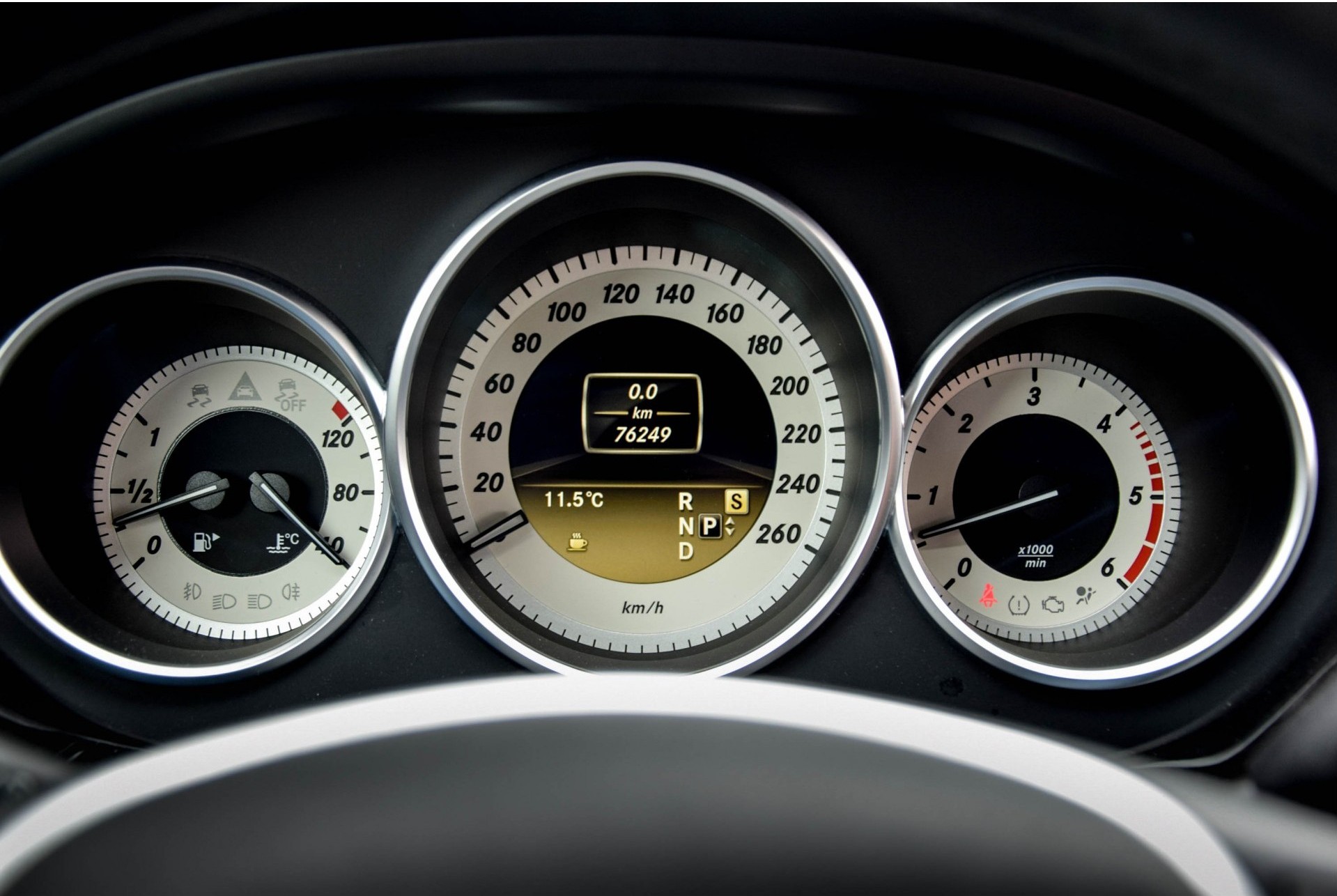 Mercedes-Benz CLS-Klasse 350 Cdi 4-Matic Com/Luchtvering/ILS Aut7 Foto 7