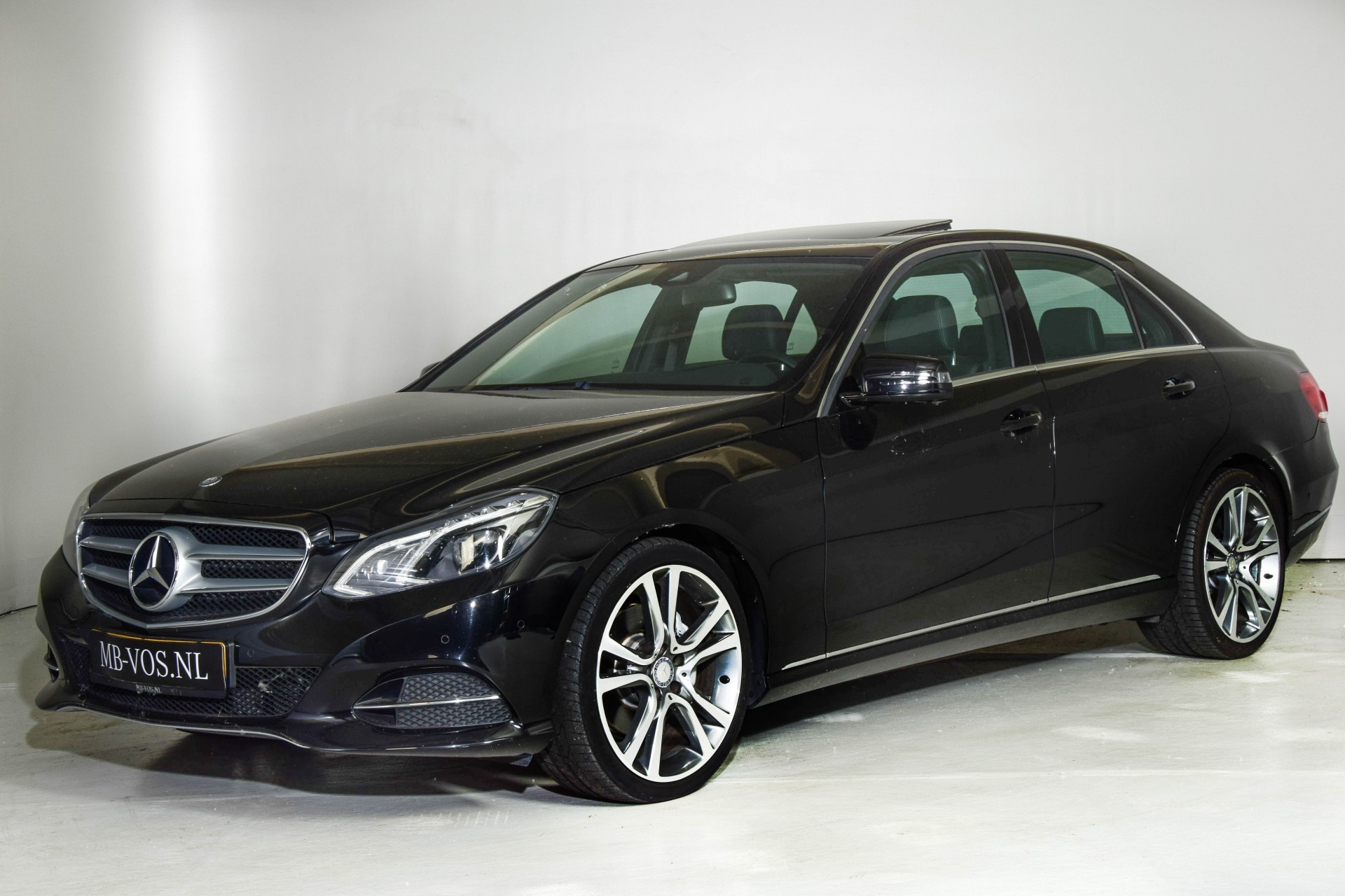 Mercedes-Benz E-Klasse 350 Bluetec Avantgarde Leer/Dak/Com/ILS/19"Lm Aut7 Foto 1