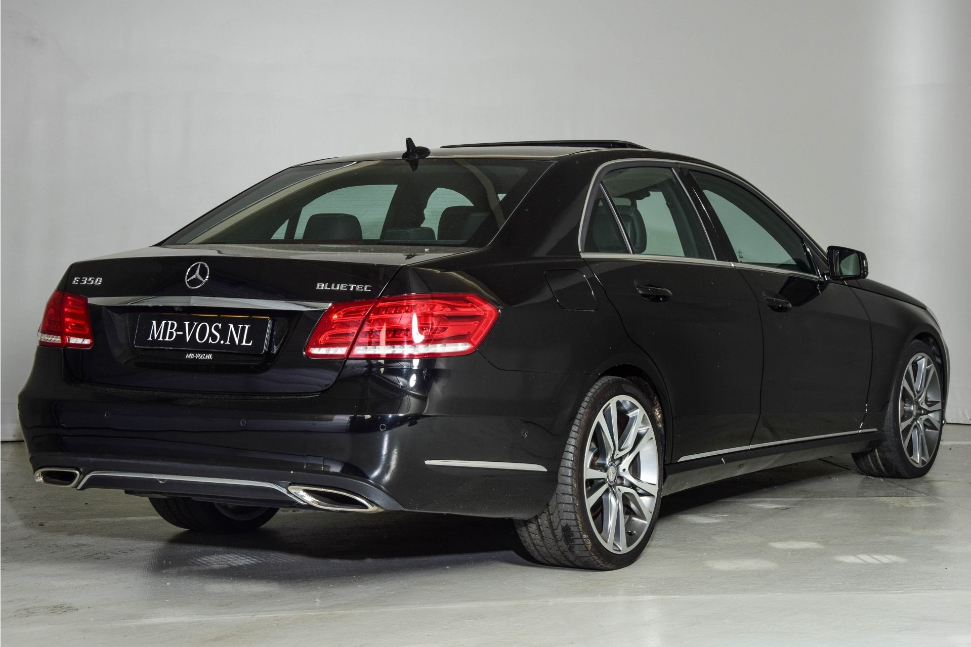 Mercedes-Benz E-Klasse 350 Bluetec Avantgarde Leer/Dak/Com/ILS/19"Lm Aut7 Foto 2