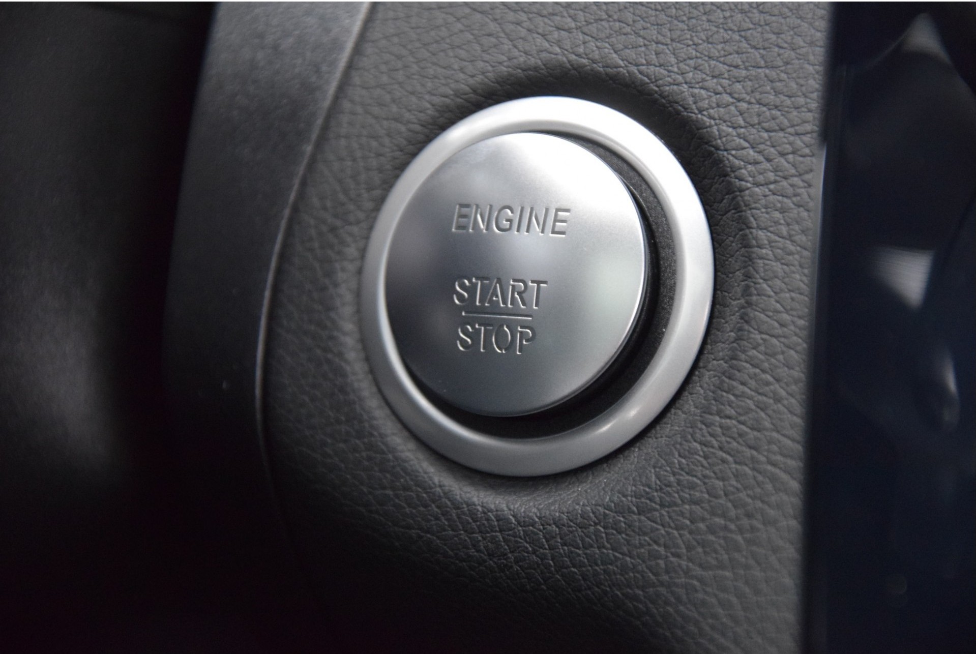 Mercedes-Benz C-Klasse 250d T AMG/Luchtvering/Keyless/Panorama/Com/LED Aut7 Foto 11