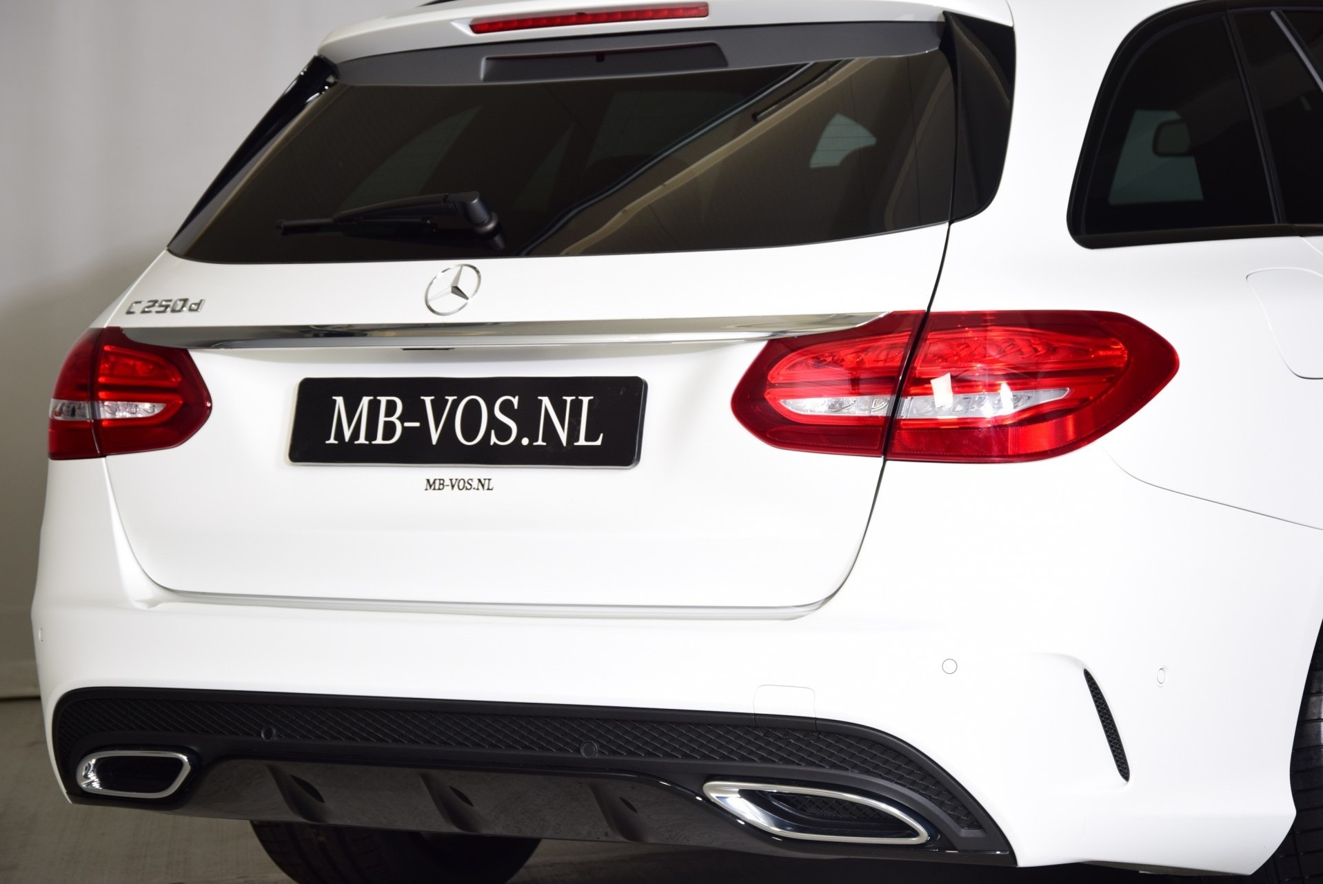 Mercedes-Benz C-Klasse 250d T AMG/Luchtvering/Keyless/Panorama/Com/LED Aut7 Foto 26