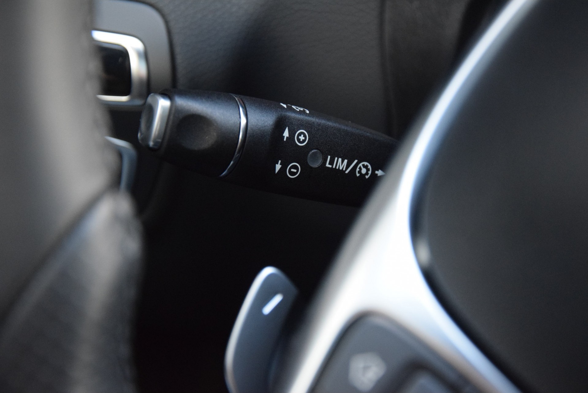 Mercedes-Benz C-Klasse 250d T AMG/Luchtvering/Keyless/Panorama/Com/LED Aut7 Foto 6